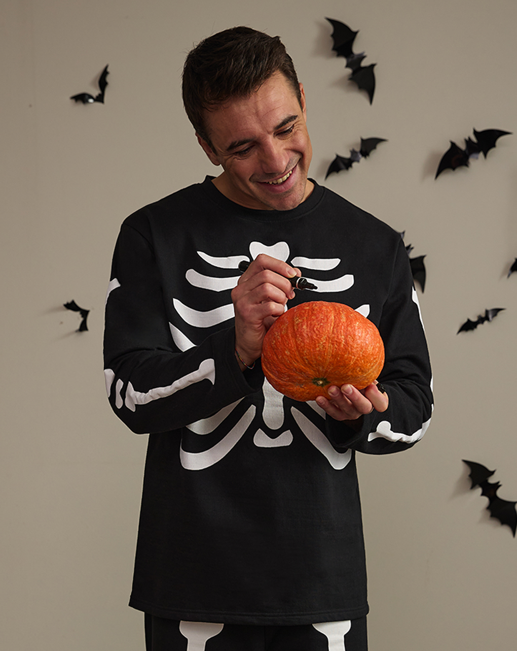 Pijama de papá con estampado de esqueletos de halloween - Prénatal
