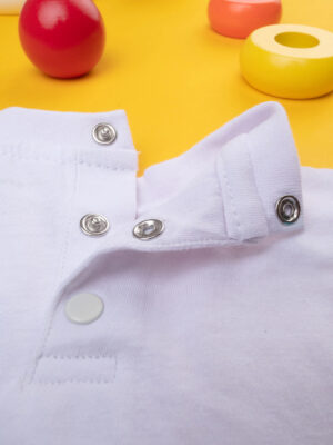 Camiseta blanca de bebé con bolsillo - Prénatal