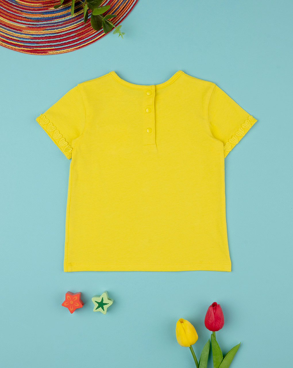 Camisetas amarillas para niña