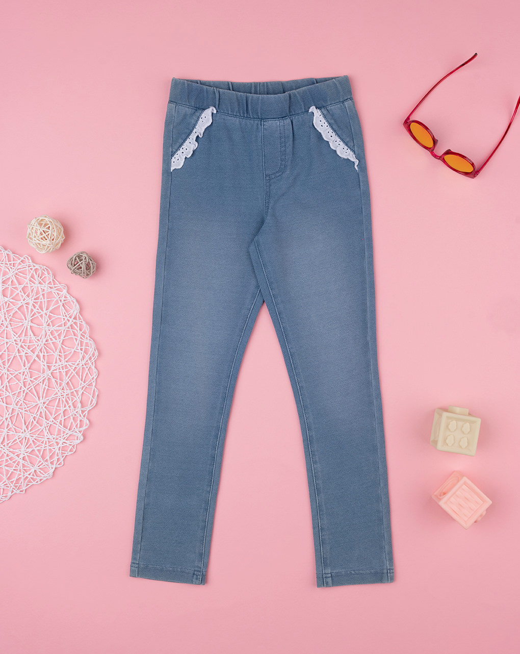 Pantalón bebé denim de punto con volante en sangallo - Prénatal