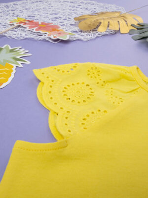 Camiseta amarilla de niña con mangas de sangallo - Prénatal