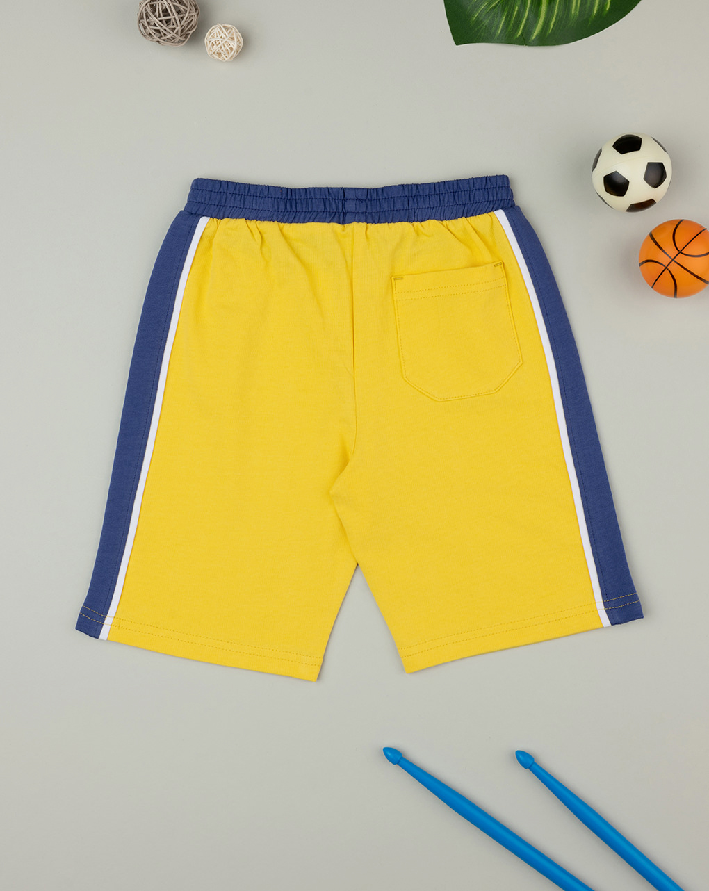 Pantalón corto deportivo bicolor de niño - Prénatal