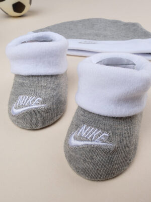 Conjunto de 3 piezas nike unisex gorra + maillot + zapatillas gris - Nike
