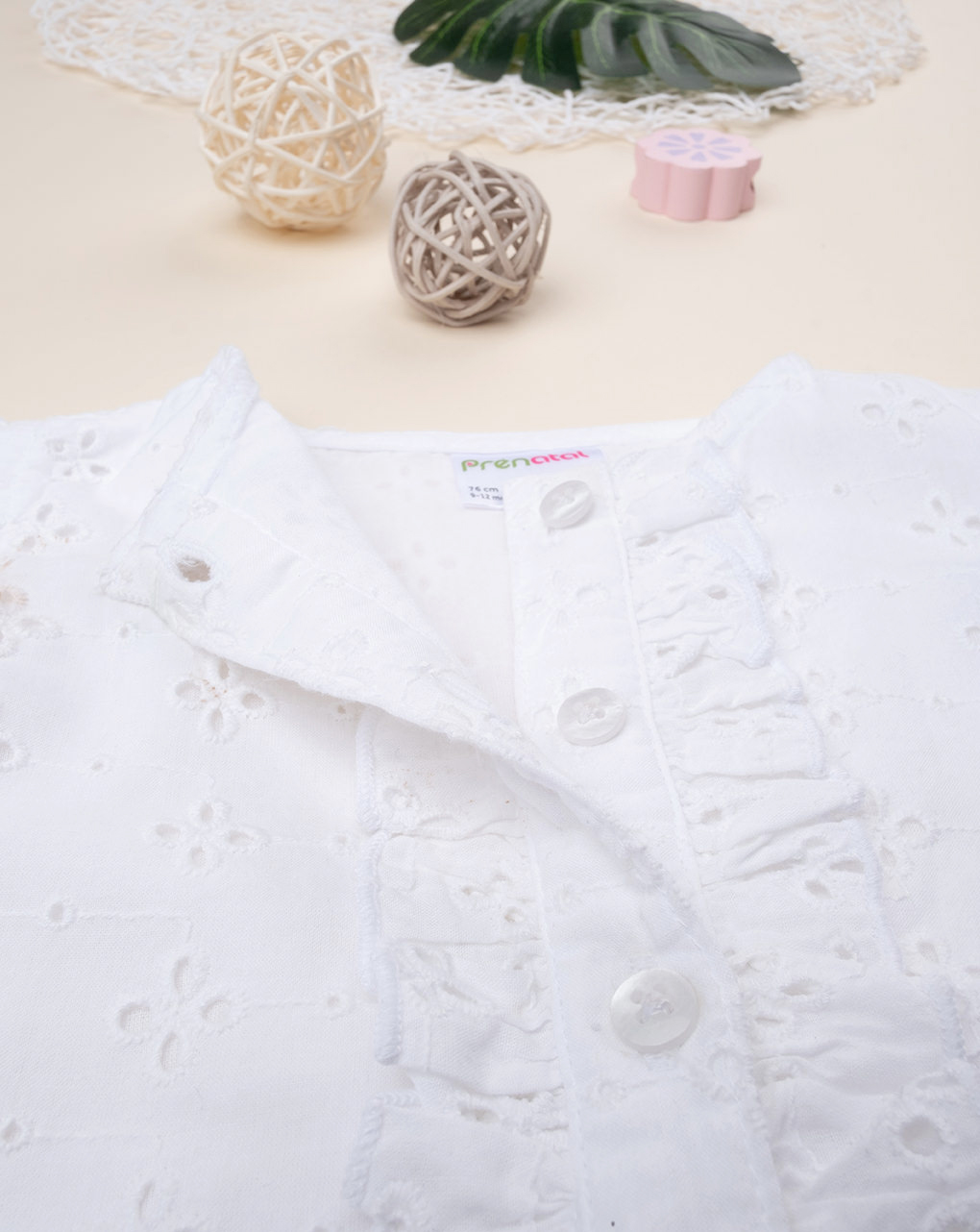 Camiseta sangallo blanca de niña - Prénatal