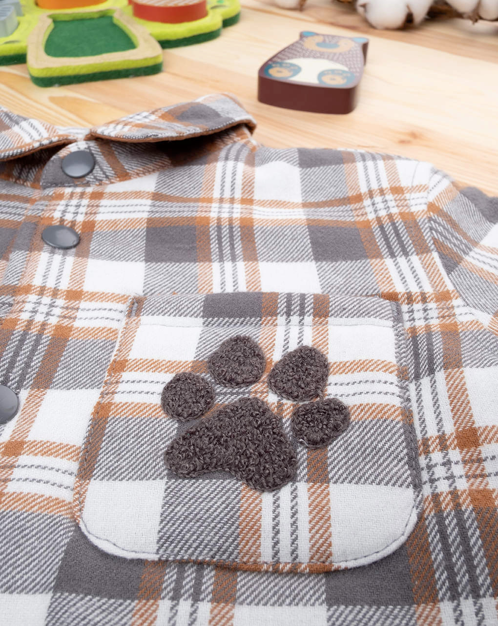 Camisa reversible marrón para bebé - Prénatal