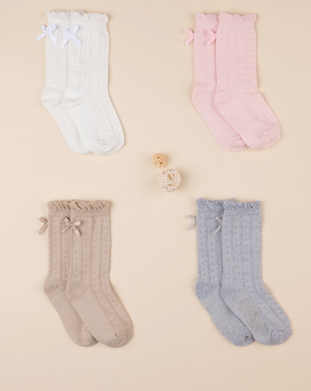 Lote de 4 calcetines de niña en varios colores - Prénatal
