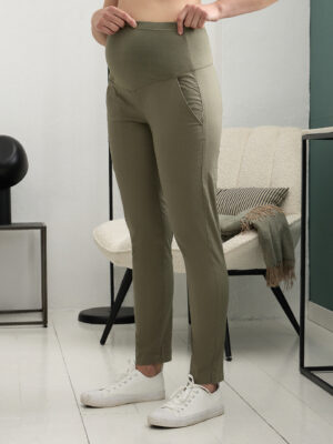 Pantalón premamá verde con cintura alta - Prénatal