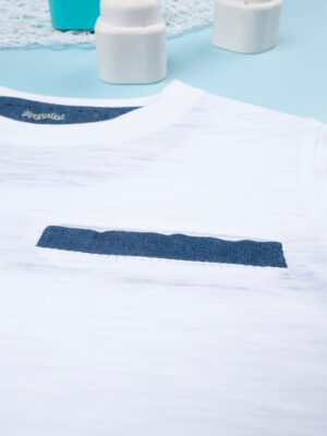 Camiseta blanca de niño con bolsillo - Prénatal