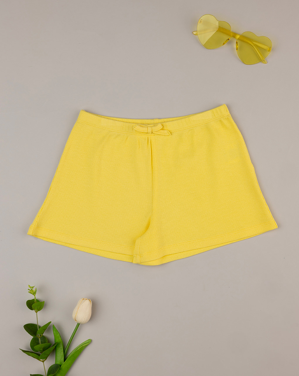 Pantalón amarillo corto informal para niña - Prénatal