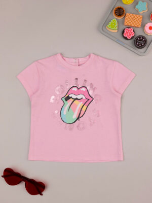 Camiseta rosa claro con un estampado rock family para niña - Prénatal